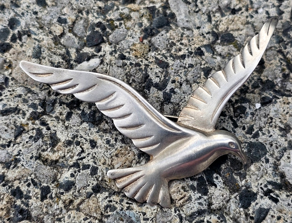 Vintage Beau Sterling Brooch Seagull in Flight Matte Finish 2 1/4"